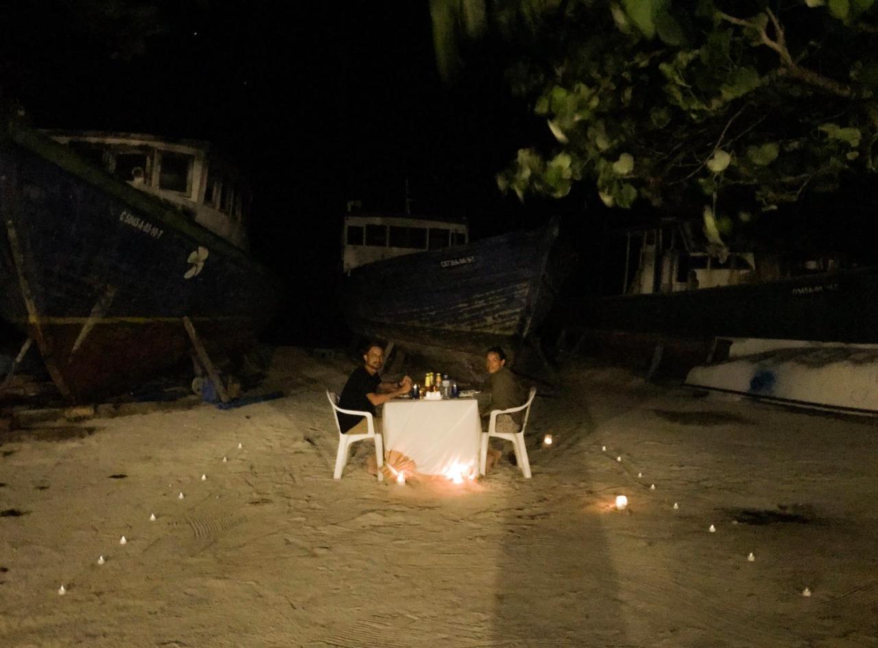 Omadhoo 马尔代夫奇鲁尔海雅旅馆酒店 外观 照片